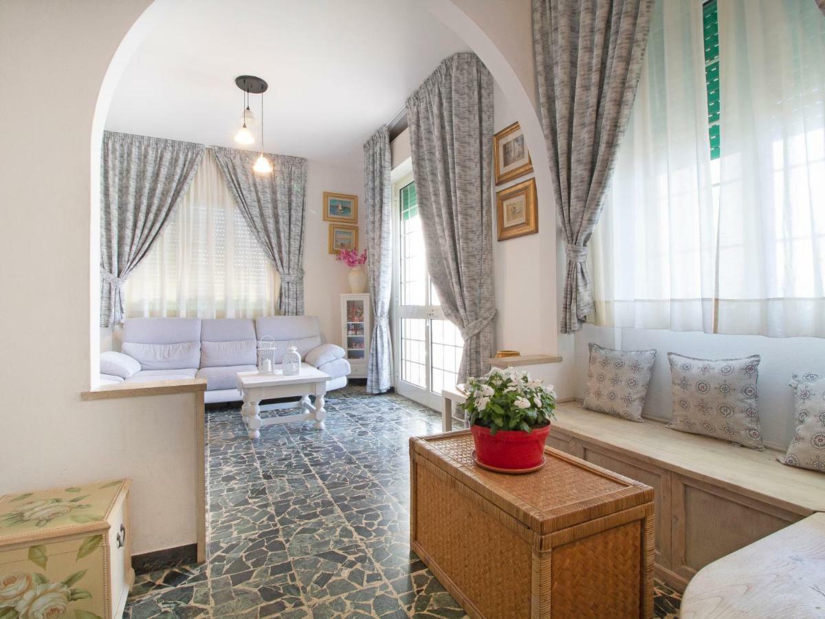Apartment Sandra By Interhome Le Focette Extérieur photo